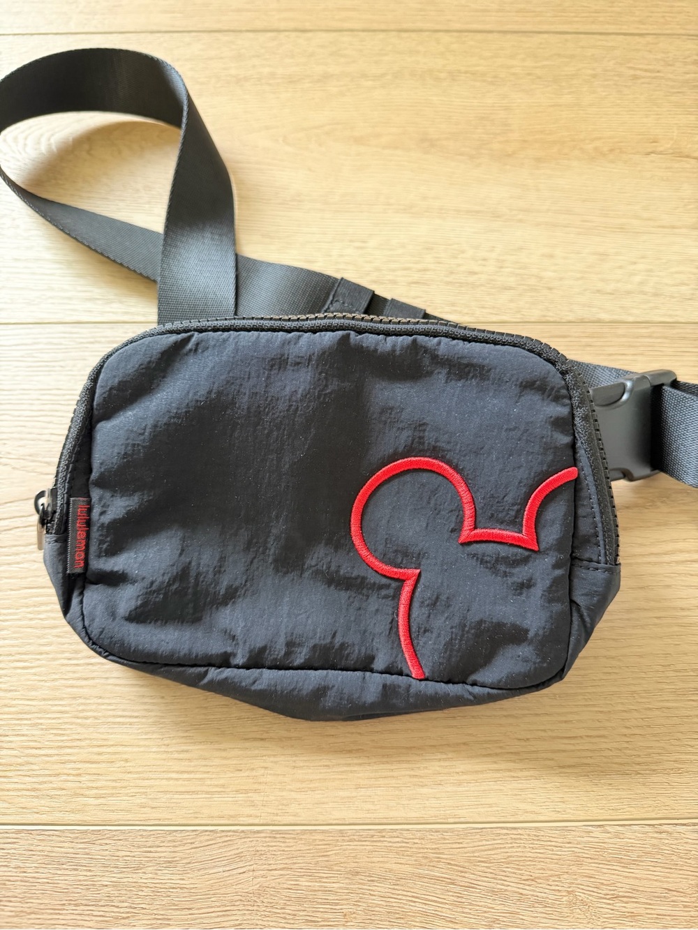 RARE Lululemon x Disney Mickey Mouse Everywhere Belt Bag 1L - Black/Red